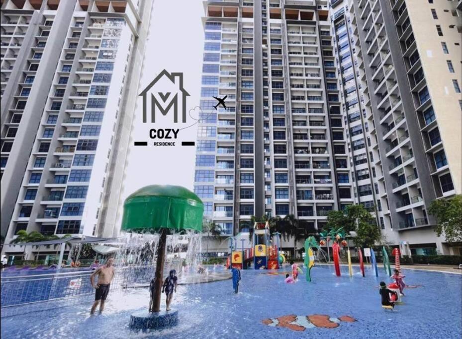 Atlantis Premium 4-10Pax/5 Min To Jonker&Town Pool Apartment Malacca Exterior photo